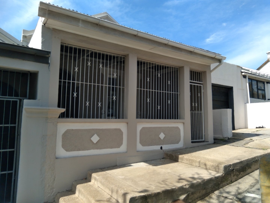 To Let 3 Bedroom Property for Rent in Richmond Hill Eastern Cape